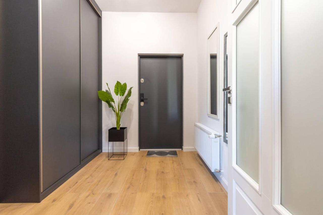 Apartamenty Ktw Катовице Екстериор снимка